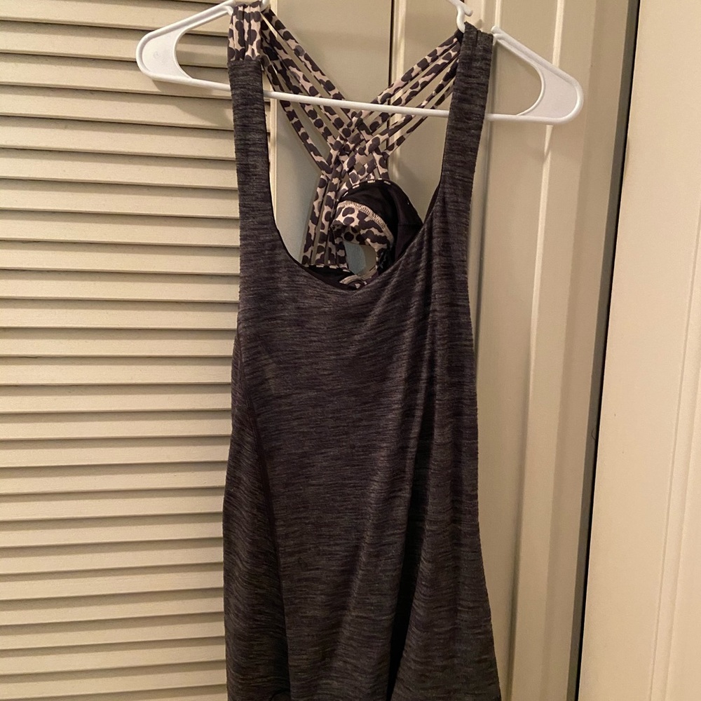Lululemon Criss-cross built-in sports bra top